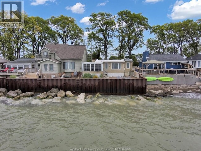 Building Photo - 1006 Point Pelee Dr