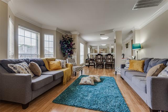 Building Photo - 3926 Rolling Oaks Dr
