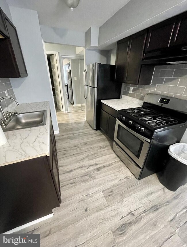 Foto del edificio - 134 Duvall Ln