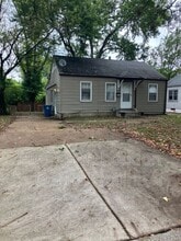 Building Photo - 8031 Aline Ave