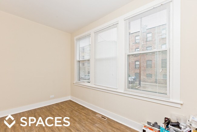 Foto del edificio - 922 W George St
