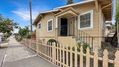 Building Photo - 4118 Penniman Ave