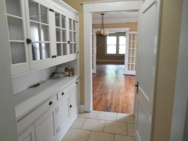 Foto del edificio - 2407 Wrightsboro Rd