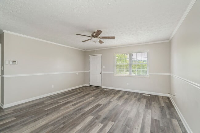 Foto del edificio - 2832 Vicksburg Ln