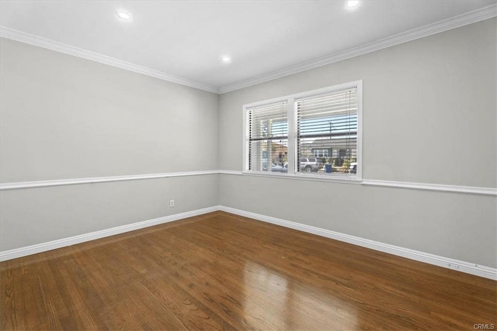 Primary Photo - 5509 W 122nd St