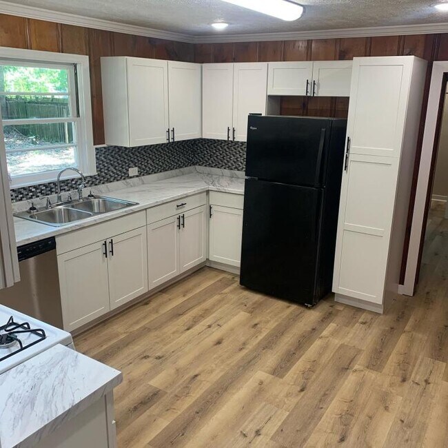 307 Lindbergh Blvd, Starkville, MS 39759 House Rental in Starkville, MS