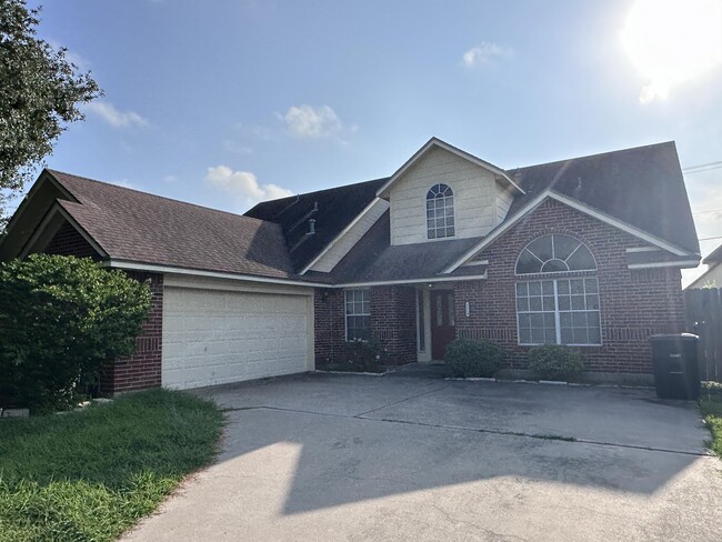 Building Photo - 5914 Cornell Dr