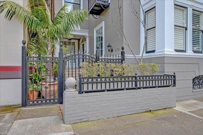 Building Photo - 2 bedroom in San Francisco CA 94115