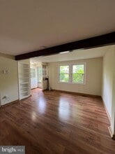 Building Photo - 40 Bon Oak Ct