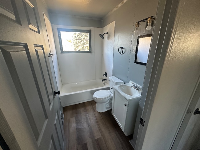 Foto del edificio - 3127 S 40th St