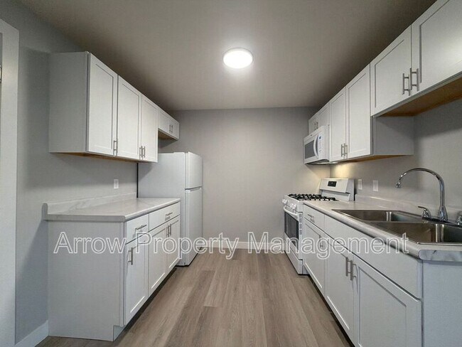 Foto del edificio - 877 N 26