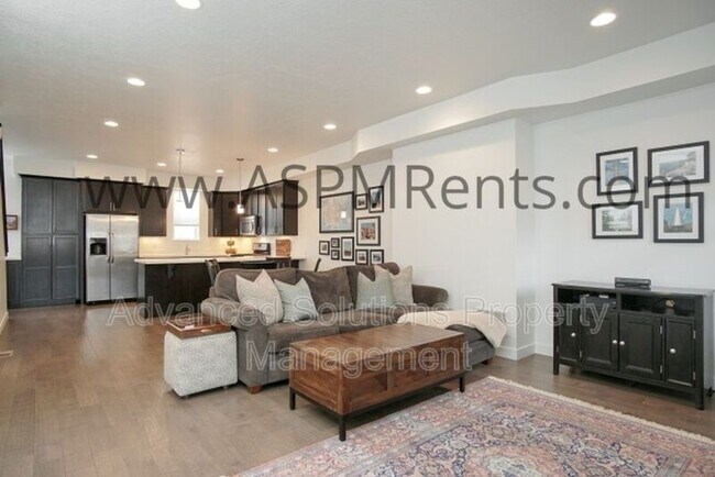 Building Photo - 88 N Towne Ln