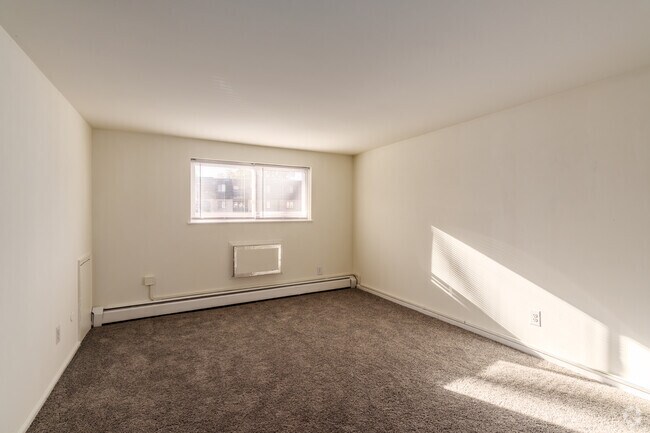 1 habitación, 1 baño - 750 pies cuadrados - Dormitorio - Landon Court Apartments