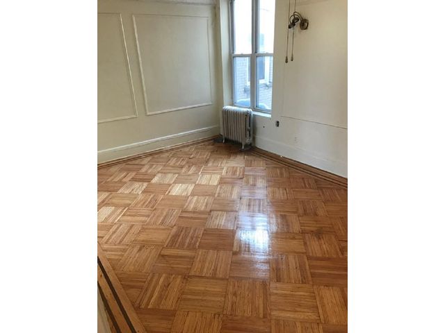 Primary Photo - 1828 Nostrand Ave