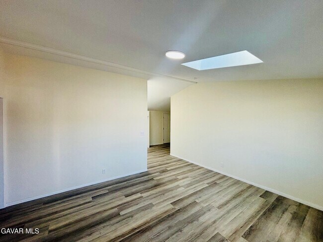 Foto del edificio - 45503 Gadsden Ave