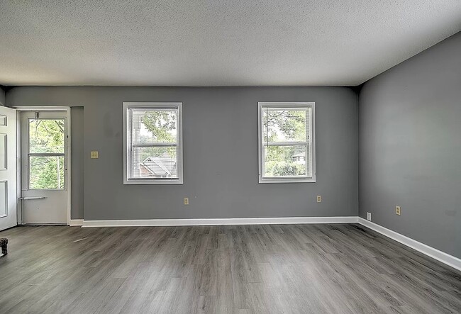 Building Photo - 311 Redstone Dr