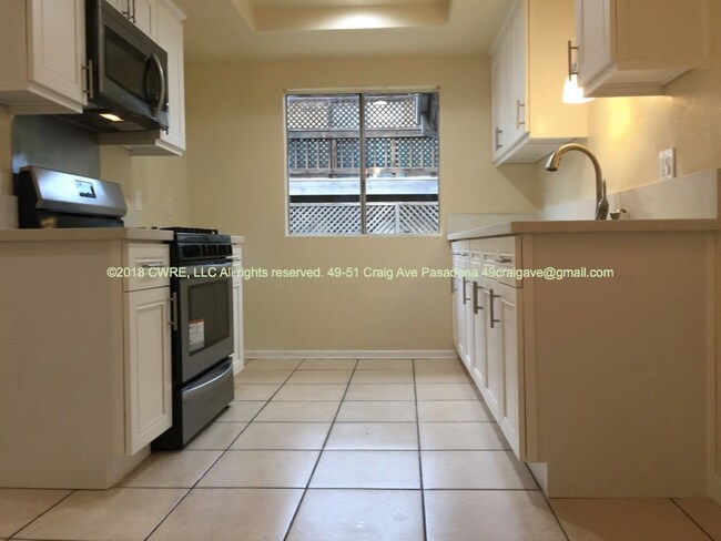 Building Photo - 49 S Craig Ave