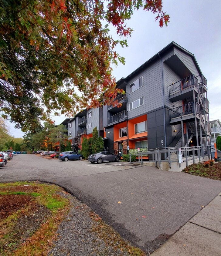 Foto principal - Kendal Court Apartments, 2 Bedroom, 1 Bath...
