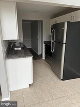 Building Photo - 18050 Chalet Dr