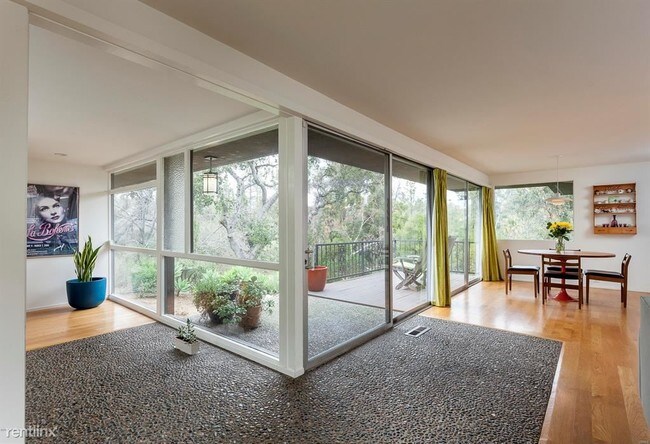 Foto del edificio - 2 br, 2 bath House - 995 Ellington Ln