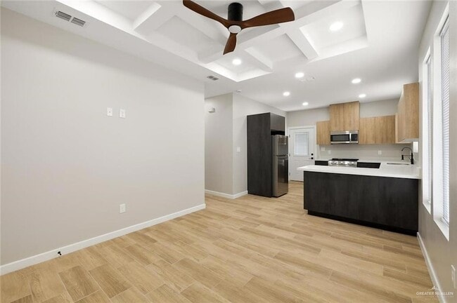 Building Photo - 105 San Jose Dr