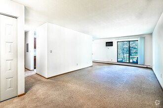 Building Photo - Ponds of Edina