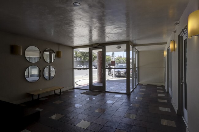 Foto del edificio - Luxurious Live/Work Loft in great DogPatch...