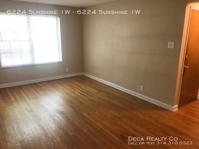 Building Photo - 2 Bedroom Apartment