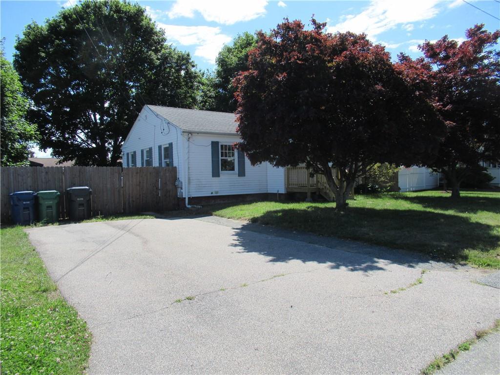 760 Strawberry Field Rd, Warwick, RI 02886 House Rental in Warwick, RI