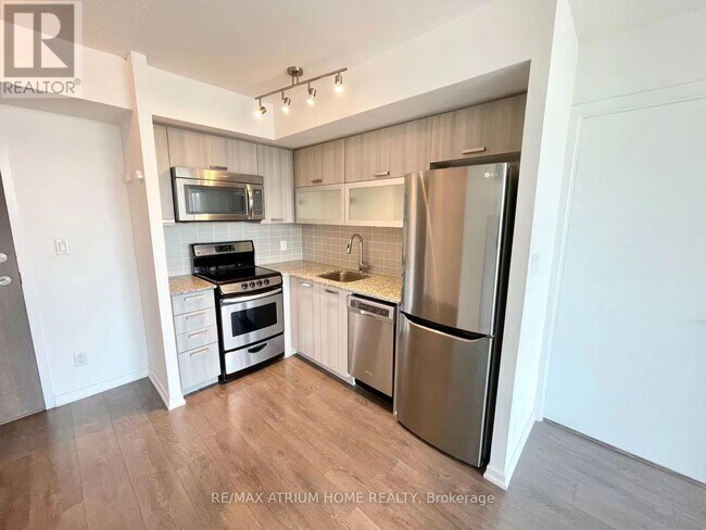 Building Photo - 68 Abell St