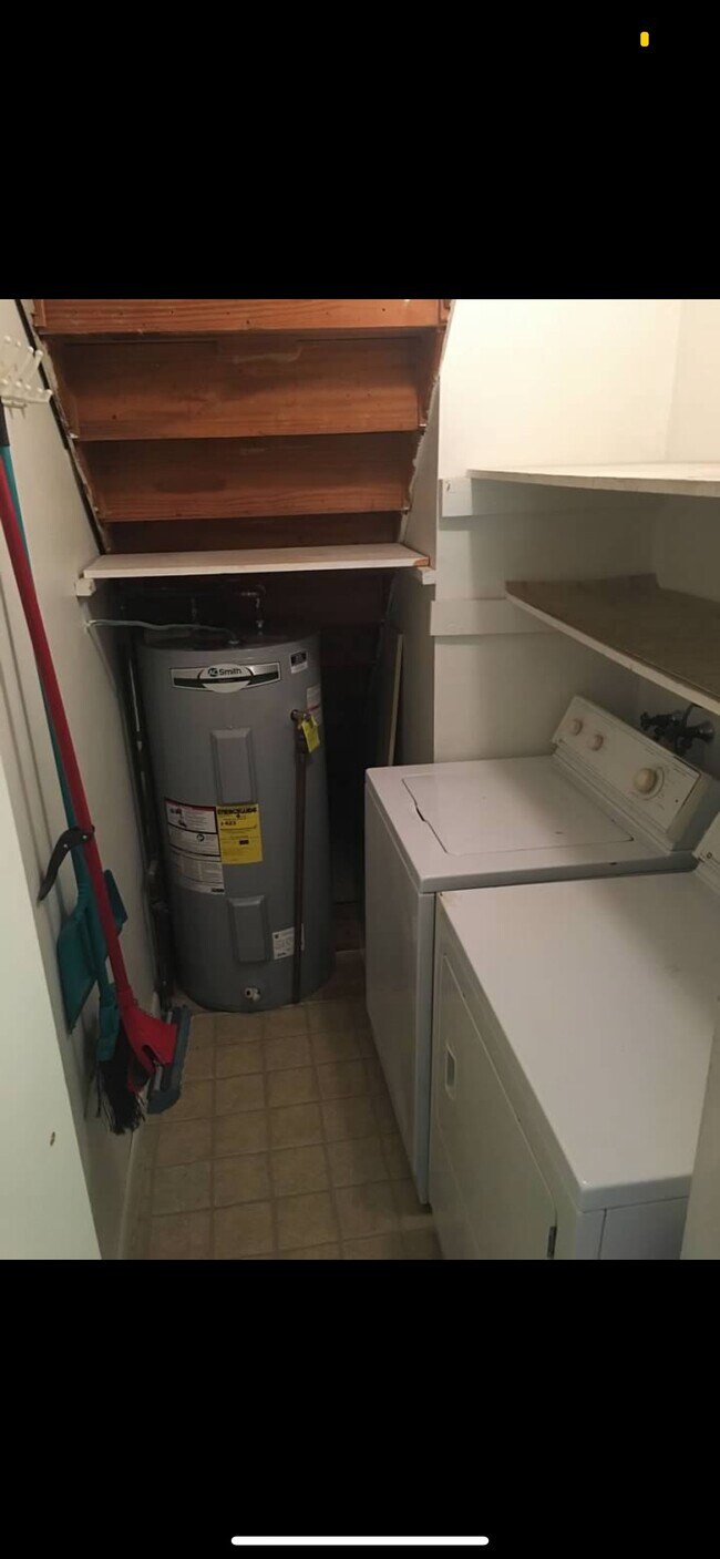 Washer and dryer - 21 Marcus Dr