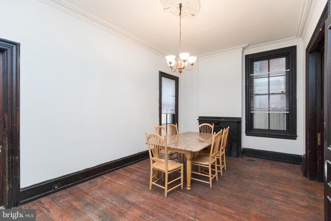 Building Photo - 3710 Hamilton St