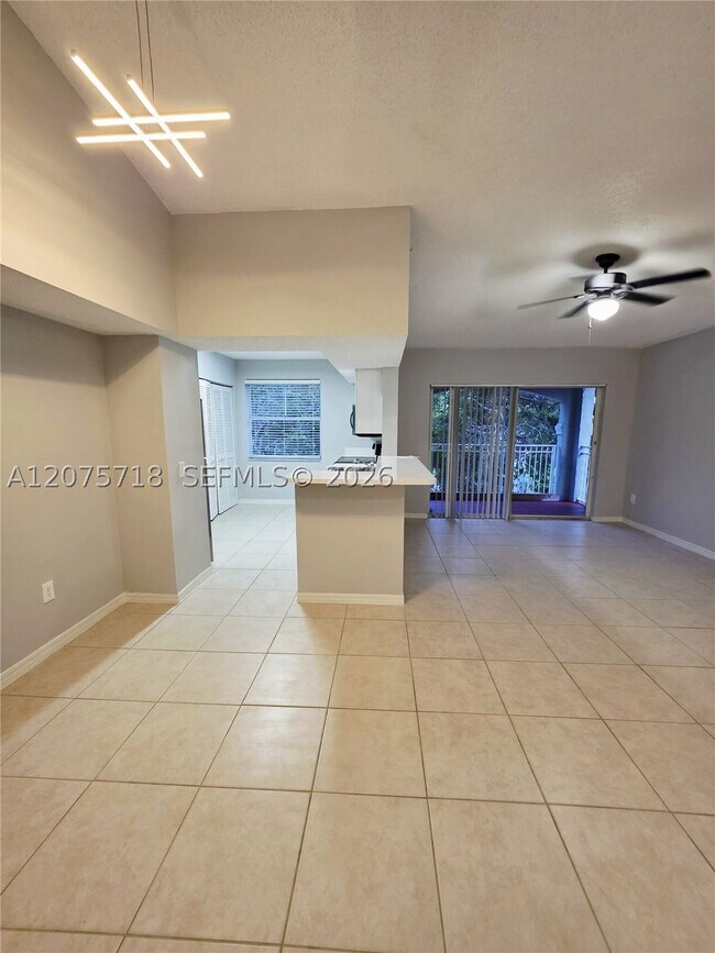 Foto del edificio - 9615 NW 1st Ct