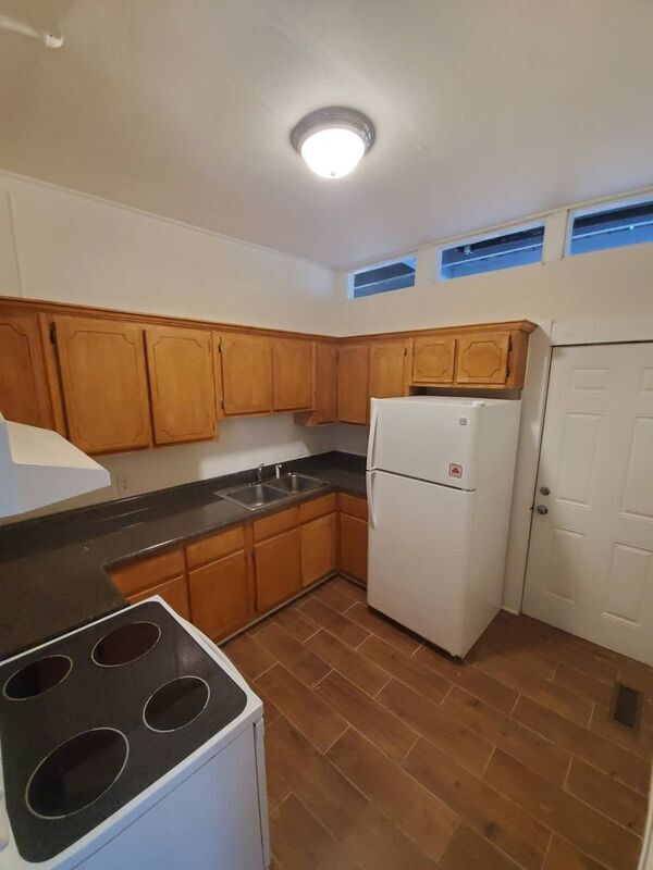 Building Photo - 3209 3rd Ave