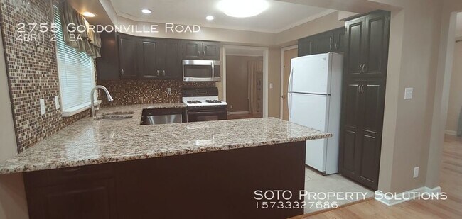 Building Photo - 2755 Gordonville Rd