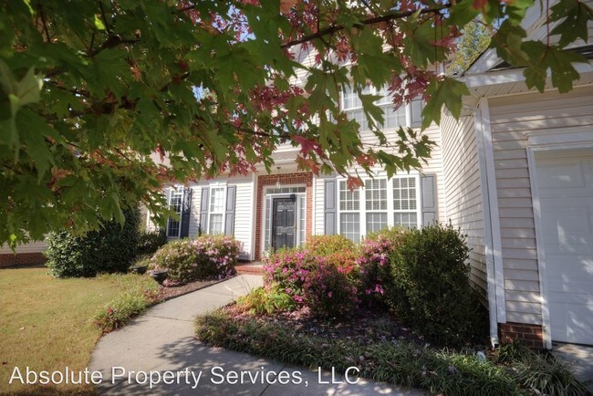 Building Photo - 527 Kingsmoor Dr