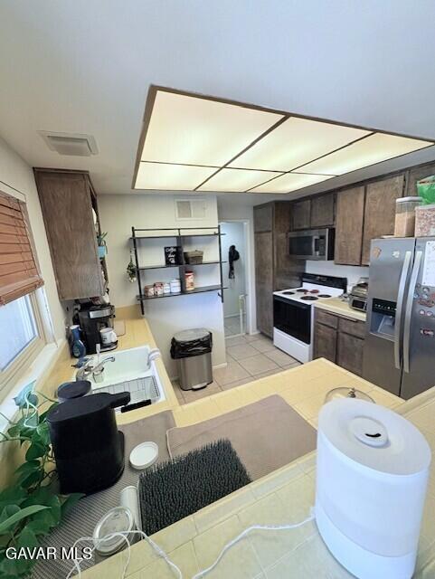 Foto del edificio - 42841 15th St W