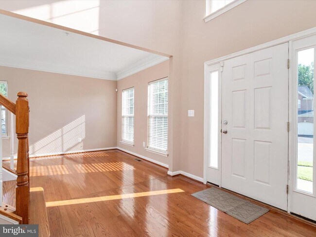 Foto del edificio - 1213 Heartland Ct