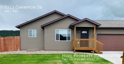 Building Photo - 3313 Champion Dr