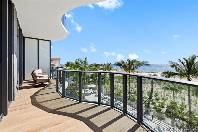 Foto del edificio - 900 N Ocean Blvd