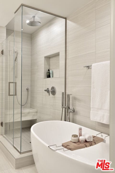 Foto del edificio - 23908 De Ville Way