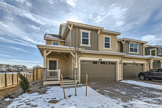 Foto del edificio - 3 br, 2.5 bath Townhome - 628 Acorn Place