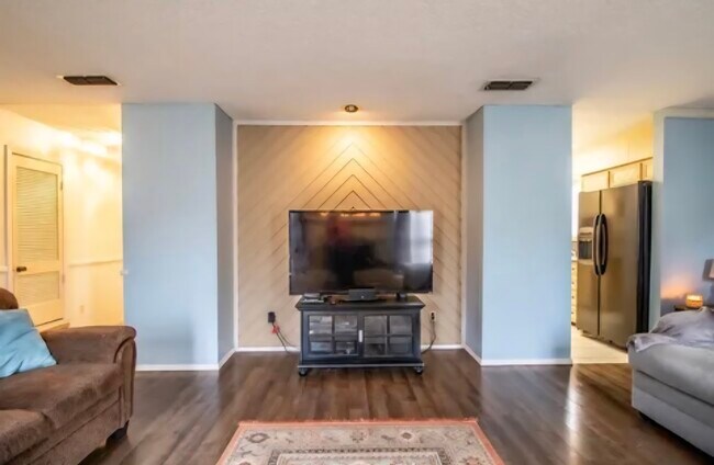 Foto del edificio - 2322 77th St