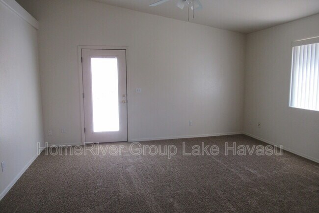 Building Photo - 2286 Agave Dr