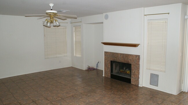 Foto del edificio - 1078 W Heather Ave