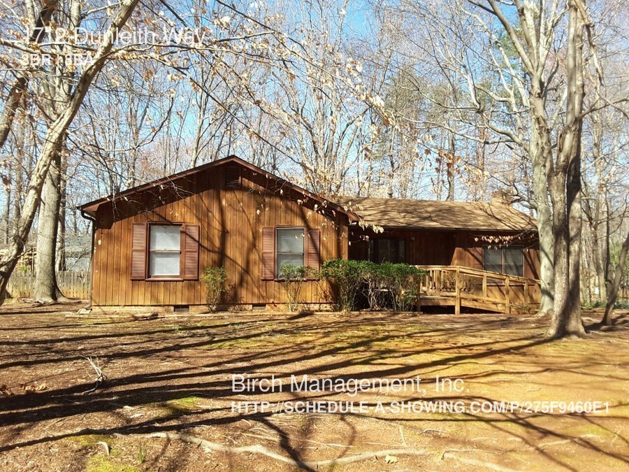 Primary Photo - 1712 Dunleith Way
