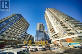 Building Photo - 36 Forest Manor Rd