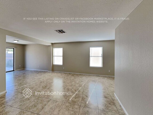 Foto del edificio - 11542 W Flores Dr