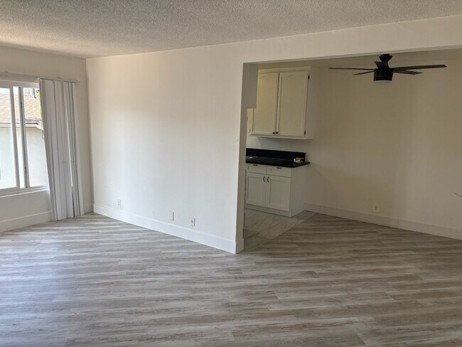 Foto del edificio - 734 N Inglewood Ave