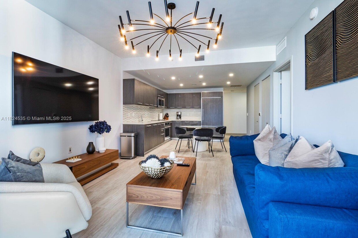 Foto principal - 55 SW 9th St